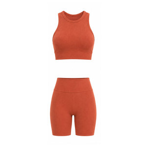 Ensemble de shorts athlétiques pour femmes modernes, 2 pièces, extensibles, respirants, vêtements de sport pour le yoga, la remise en forme, la salle de sport, l'entraînement et les activités de plein air - Product Image 1