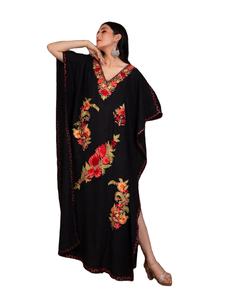 Caftan élégant grande taille pour femmes broderie Aari à la main avec motifs manches trois quarts et taille naturelle pour les vêtements de fête - Product Image 1