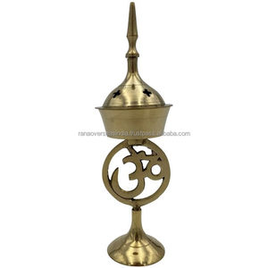 Quemador de Incienso Alto de Latón con Símbolo Om, Aroma a Sándalo, Hecho a Mano para Meditación - Product Image 2