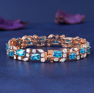 Bracelet tennis en or blanc 14K avec diamant bleu de laboratoire taille marquise 4,49 carats, sertissage 4 griffes, clarté VVS-VS, élégant pour femme - Product Image 3