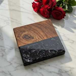 Posavasos Cuadrados Modernos de Madera con Incrustaciones de Resina Negra, Juego de 4 Alfombrillas y Bases Antideslizantes - Product Image 3