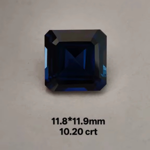 Saphir bleu de laboratoire, taille carrée, pierre précieuse en vrac, qualité supérieure pour la fabrication de bijoux fins - Product Image 1