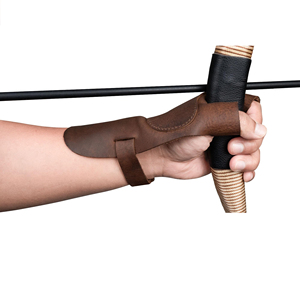 Protector de mano ergonómico para tiro con arco, superficie antideslizante para un puntería estable y un mejor rendimiento en el campo de tiro - Product Image 3