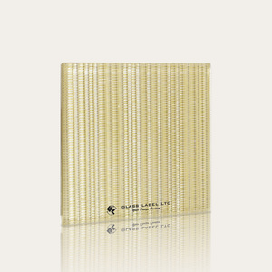 Paneles de vidrio personalizados para paredes Texto estriado grabado al ácido Esculturas interiores de colores arenadas Uso del diseñador - Product Image 3