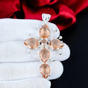 จี้รูปกางเขนมอร์แกไนต์ เงินแท้ 925 งานแฮนด์เมด ประดับแบบ Bezel Setting เครื่องประดับอัญมณีสไตล์โบฮีเมียน - Product Image 1
