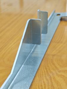 Support robuste en acier au carbone, rail de fixation métallique, pièce de quincaillerie industrielle, estampage, poinçonnage, pliage - Product Image 4
