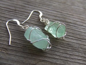 Pendientes de Calcita Verde Esmeralda Natural, Joyería de Cristal con Plata de Ley - Product Image 3