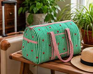 Sac de voyage matelassé en polyester vert grande capacité VEER HANDIRCRAFTS QB-006, sac de week-end portable avec fermeture éclair pour l'extérieur, style Rajasthan - Product Image 3