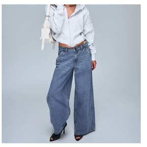 กางเกงยีนส์เดนิมสีน้ำเงินทรงขากว้างสำหรับผู้หญิง OEM – กางเกงแฟชั่นสตรีทแวร์เอวสูงลำลองสั่งทำขายส่ง - Product Image 2