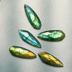 Cabochon de labradorite verte Flash, taille marquise à motifs, 10x30mm, pierre précieuse en vrac, double face à facettes, pour la fabrication de bijoux - Product Image 2