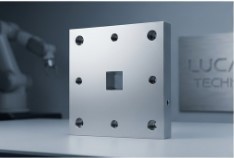 Plaque d'usinage métallique de précision avec trous fraisé, pièce mécanique en aluminium usinée CNC sur mesure - Product Image 3