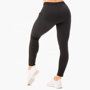 Pantalon de jogging capri pour femme, coupe ajustée, taille mi-haute, avec cordon de serrage et poches latérales - Product Image 6