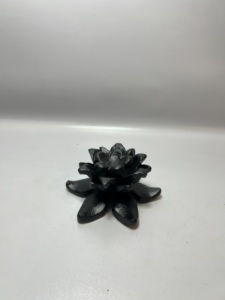 Support de bougie vintage en aluminium noir en forme de fleur de lotus, bougeoir en pétales de lotus, vente en gros, décoration de table pour spa et salon - Product Image 1