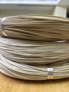 Material de Ratán Duradero de Vietnam y Ratán Redondo para Reparación de Muebles - Product Image 1