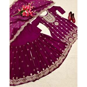 Ensemble de vêtements de soirée pour femmes avec un magnifique dupatta, un haut et une sarara - Product Image 4