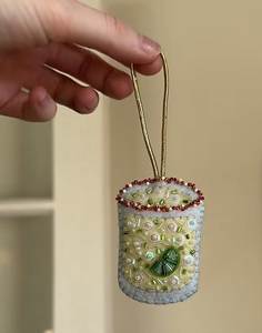 Juego de Adornos Navideños de Peces con Cuentas Hechas a Mano, Decoración Colgante Bordada Colorida - Product Image 2