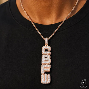 Colgante vertical de nombre en plata 925 chapada en oro rosa con letras de burbuja de moissanita, cadena de cuerda, estilo hip hop, moderno, personalizado y certificado. - Product Image 1