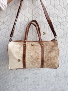 Sacs de voyage en cuir de vache véritable, multi-usages, sacs faits à la main, sac de voyage unisexe, grande taille, sac de voyage en cuir de vache à poils - Product Image 2