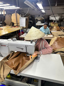 Classic Real <b>Leather</b> Armchair Single Sofa Traditional Design Rolled Arm Accent <b>Chair</b> with Nailhead Trim <b>Living</b> <b>Room</b> Furniture - Product Image 5