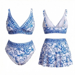 Conjunto de bikini de 2 piezas con estampado floral para mujer, cuello pronunciado, parte inferior de cintura alta con falda, traje de baño estilo falda - Product Image 3