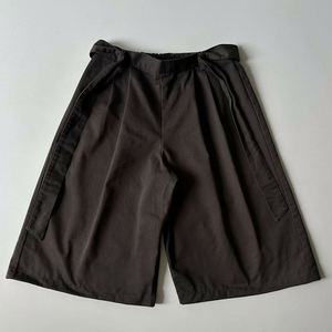 Men High Waist Pleated Bermuda Shorts Solid Color Elastic Waist Casual Woven Style - Product Image 1