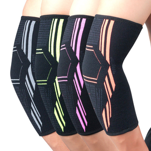Manchons de compression premium pour les coudes – Soutien articulaire pour la protection pendant les séances de musculation et d'entraînement intensives - Product Image 6