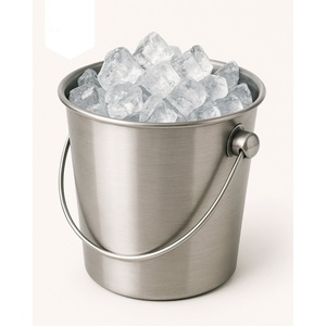 Seau à glace ovale en acier martelé couleur cuivre avec poignée pour champagne, idéal pour bars et événements, également utilisable comme refroidisseur à bière - Product Image 6