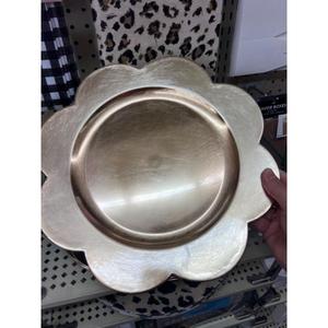 จานรองอาหารลายดอกไม้ขอบเงินสำหรับงานเลี้ยง ตกแต่งโต๊ะอาหาร เกรดสำหรับเสิร์ฟอาหาร อุปกรณ์จัดงาน - Product Image 4