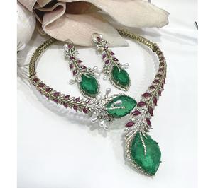 Ensemble collier et boucles d'oreilles élégants en laiton plaqué or et zircon pour femme, cadeau traditionnel pour mariage, anniversaire, fiançailles - Product Image 4