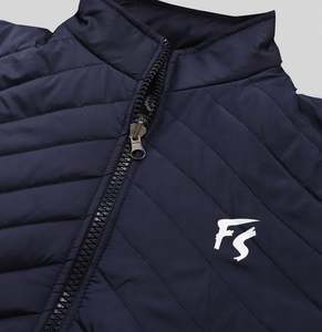 Veste bomber en laine élégante pour femmes, nouveau design, coupe moderne, à capuche, imprimé uni, veste d'hiver de haute qualité, doublure en laine à séchage rapide - Product Image 4