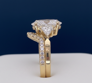 Bague de fiançailles ovale en or jaune 3,25 carats avec diamant de laboratoire VVS2 certifié IGI, monture halo, vente en gros - Product Image 4