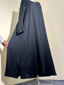 Abaya noire pour femmes musulmanes, robe longue à manches longues, ample, unie, formelle, pour tous les jours - Product Image 4