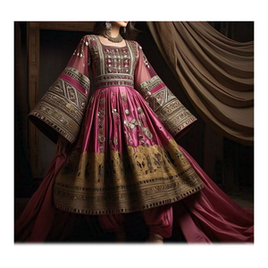 Robe longue traditionnelle afghane pour femmes avec broderie ethnique artisanale - Product Image 5
