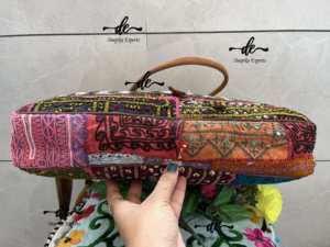 Banjara กระเป๋าหนังนิ่มสำหรับผู้หญิง, กระเป๋าแมสเซนเจอร์กระเป๋าปักลายสไตล์วินเทจแบบดั้งเดิมสไตล์อินเดียสำหรับผู้หญิง - Product Image 4