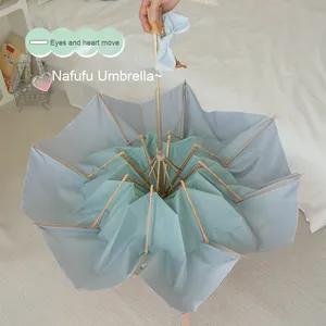 ร่มไม้เนื้อแข็งแบบสองใช้ ป้องกันรังสียูวี 70% โครง 8 ก้าน สีไล่ระดับสดใส ควบคุมด้วยมือ ดีไซน์ทันสมัย สร้างสรรค์ ใช้กันแดดได้ - Product Image 1