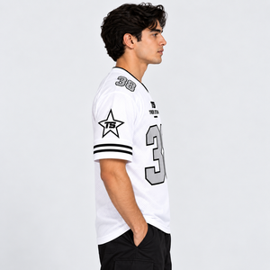 Maillot de football personnalisé pour homme 100% polyester respirant à séchage rapide col en V imprimé par sublimation manches courtes vêtements de sport légers - Product Image 3
