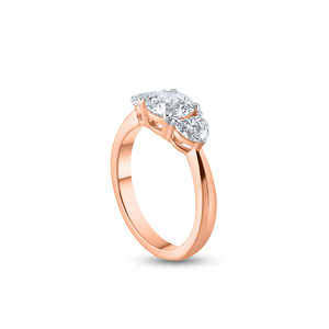 Purecarat 14K Oro amarillo Pera Diamante Anillo de compromiso Diseño de tres piedras - Product Image 2