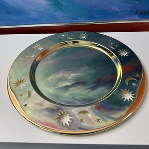 Plato Base Dorado Elegante para Decoración de Mesa en Banquetes y Recepciones - Product Image 2