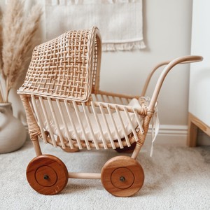 Poussette en rotin pour bébé, jouet naturel fait à la main, landaus pour poupées - Product Image 4