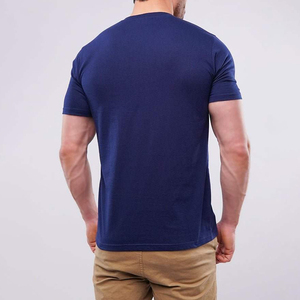 T-shirt col en V pour homme, uni, anti-plis, séchage rapide, écologique, respirant, 100 % coton, manches courtes, couleur personnalisée, logo personnalisé, haute qualité - Product Image 3