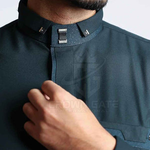 Robes musulmanes confortables et amples, conçues avec un tissu doux pour la prière, l'usage quotidien, les événements culturels et les occasions spéciales - Product Image 3