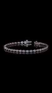 Pulsera de tenis de lujo con diamantes de laboratorio talla pera para mujer |   Joyería de Moda Chapada en Oro para Parejas, Ideal para Fiestas y Bodas - Product Image 2