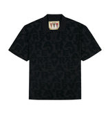 เสื้อยืดคอกวีแขนสั้นสีดำสำหรับผู้ชาย OEM พรีเมียม ผ้าฝ้ายถัก 100% ทรงปกติ สวมใส่สบาย สีพื้น - Product Image 5