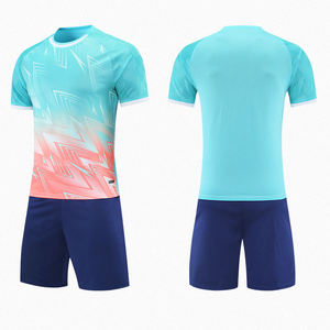 Conjunto de Uniforme de Fútbol Personalizado por Sublimación, Camiseta y Pantalones Cortos para Equipo, Ropa Deportiva Profesional, Ropa de Entrenamiento, Ropa Atlética - Product Image 4