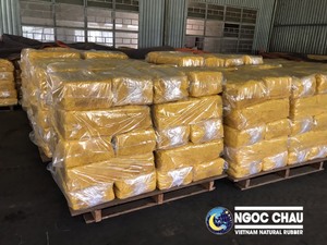 High Quality SVR3L Natural Rubber From Viet Nam Liquid Pattern for Rubber Products Packaged in Bales Palletized - Product Image 6