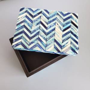 Caja de Joyería Artesanal Decorativa, Caja de Almacenamiento para el Hogar, Decoración de Mesa, Caja de Joyería de Madera con Patrón Chevron Azul Moderno, Caja Rectangular - Product Image 6