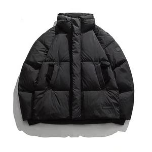 Venta al por mayor de estilo de la calle Parka de los hombres abajo abrigo chaquetas cálidas brillante logotipo personalizado de invierno al aire libre de los hombres de la burbuja chaqueta acolchada - Product Image 1