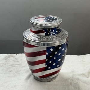 Urne funéraire en aluminium en métal Durable de haute qualité conception de drapeau américain en vrac pour les funérailles adultes impression stockage de cendres humaines - Product Image 2