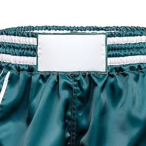 Shorts de Muay Thai personnalisés avec logo, vente en gros, vêtements de combat, shorts d'entraînement pour hommes et femmes adultes, kickboxing, MMA, sports, satin, séchage rapide - Product Image 3