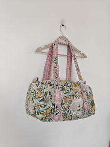 Striped Lightweight <b>Duffle</b> <b>Bag</b> with Double Handles <b>Large</b> Capacity (20-35L) Zipper Closure Unisex Travel <b>Bag</b> 0.5kg - Product Image 1
